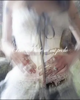 Me gusto tanto esta canción!! dejo una parte aunque quería colocar todo lo que dicee te amo Rosalía #lux #layugular #rosalía #berghain 