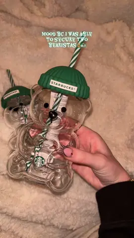 Woke up at 4 am, but 100% worth it🥹😅. #starbucks #starbucksbearista #starbucksbearcup #fypシ #paratiiiiiiiiiiiiiiiiiiiiiiiiiiiiiii 