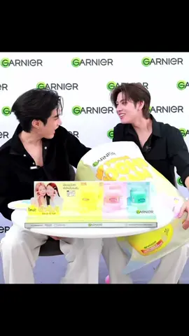 “พี่เติ้ลทำดีๆ ไลฟ์อยู่” “เฟิร์สทำดีๆ ทำเป็นเล่น” คนที่เลิฟมายจ๊อบที่สุด5555555555555555 #เติ้ลเฟิร์สวัน #tlefirstone #Tle_mtm #fristone 