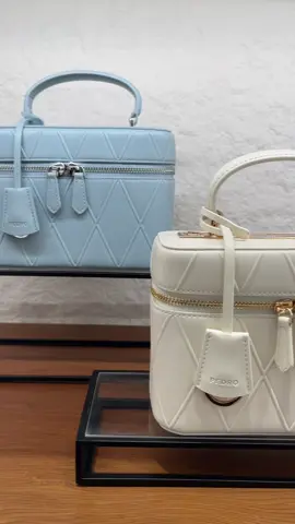 Your Ari Bag now in NEW COLOR . Grab now at Pedro Marina Bay Sands! #pedroshoes_official #pedromarinabaysands #fyp #trending 