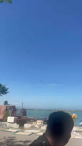 Điều trực thăng ra Lý Sơn tìm kiếm 3 nạn nhân mấ t t ích 