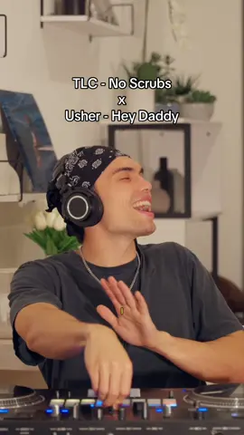 More throwback mixes otw😌 #dj #rnb #usher #throwback #tlc 