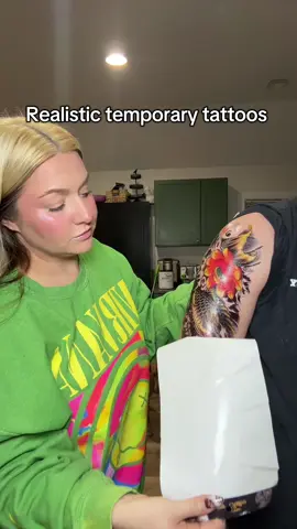 These temporary tattoo sleeves are insane! I still can’t get over how real they look 😍 #tattoos #temporarytattoo #temporarytattoos #tattoosleeve #tiktokshopblackfriday 