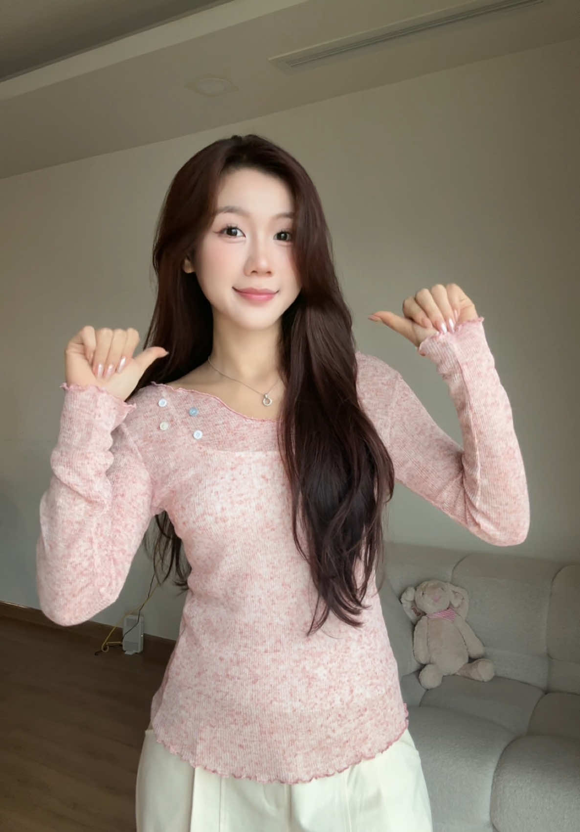 Emm là đoá hoa đẹp nhất #homnaymacgi  #miho  #outfitoftheday 