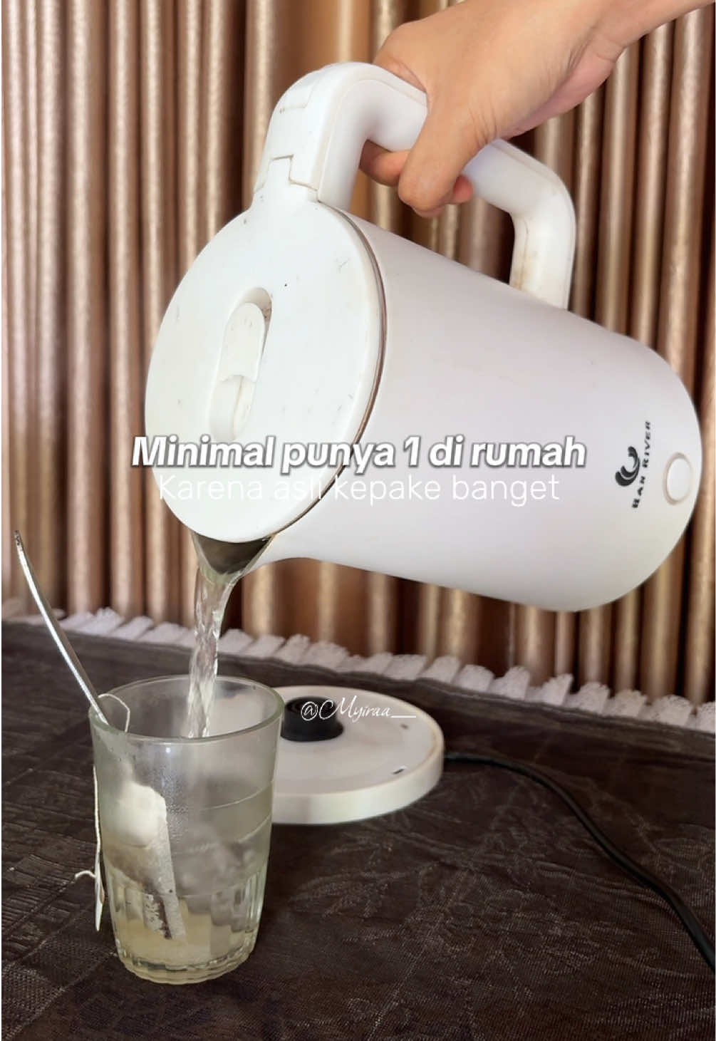 Ga nyangka si teko listrik yang kebeli 2 th yg lalu masih awet ampe sekarang😍 #hanriver #tekolistrik 