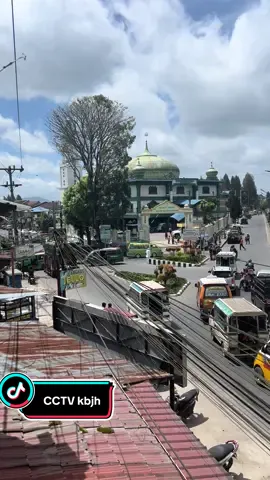 JUMAT PADAT!!! 12.00 Simpang 3 masjid agung kabanjahe terpantau pada dan ramai tetap berhati hati dalam berkendara  #karo  #fypシ゚ 