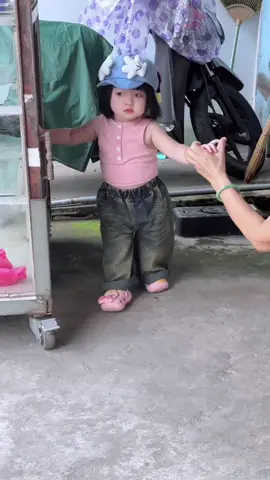 Cái nón đáng êu dô cùng tận 🫶#xuhuong #embe #embedangyeu 