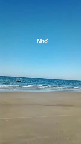 Anh mãi là bí mật của riêng em Là người em thương, em nhớ mỗi ngày Mặc dù em cũng không biết là hai chúng ta đi được quãng đường này dài bao lâu Nhưng em sẽ mãi trân trọng những khoảnh khắc đẹp này Thương anh là do em chọn Dù sau này có thế nào đi chăng nữa, em cũng không hối hận vì quyết định của mình. Nếu có kiếp sau nhất định em sẽ tìm gặp anh sớm hơn, - ĐÚNG NƠI - ĐÚNG LÚC - ĐÚNG THỜI ĐIỂM. Để chúng ta không còn phải lạc mất nhau nữa anh nhé! Cảm ơn anh vì đã đến. Nhưng cuối cùng thì không ở lại...