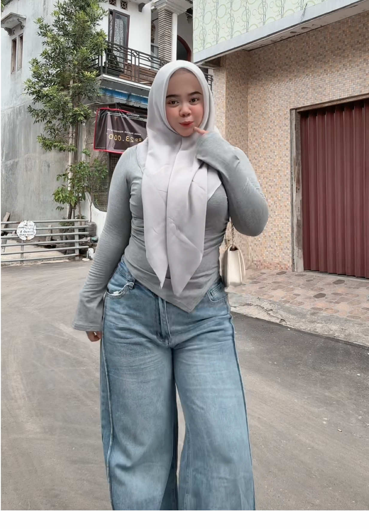 sekali lagi💁‍♀️