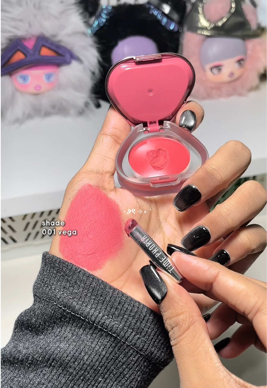 sukaa bgt sama teksturnya♡ shadenya cantik