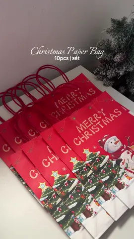 Christmas paper bag— less hassle na mag balot ng regalo! 🎄🎁 #christmaspaperbag #christmasgiftwrap #giftwrap #paperbag #christmasgift 