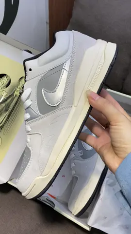 Jordan Stadium 9 grey silver