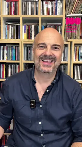 Rosalía estrena 'Lux', su nuevo álbum, y Javi Nieves lo tiene claro: es un disco tan arriesgado como extraordinario ✨ Se divide en cuatro actos y en él se incluyen canciones con frases en catalán, árabe, francés, ucraniano, portugués... 🌍🎶 🤔 ¿Lo has escuchado ya? ¿Qué te ha parecido? 📻 Escucha ¡Buenos Días Javi y Mar! en CADENA 100 con Javi Nieves y Mar Amate ¡De lunes a viernes, de 6 a 11h de la mañana!