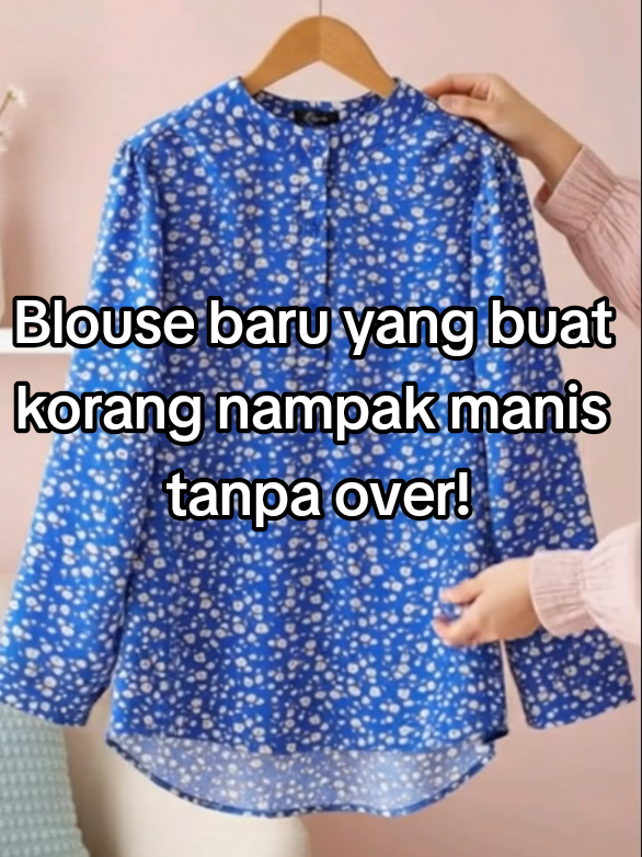 Blouse corak bunga lembut ni memang buat hati tenang 🌸