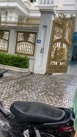 Có khách quý #xunghuong ai đây ai đây 