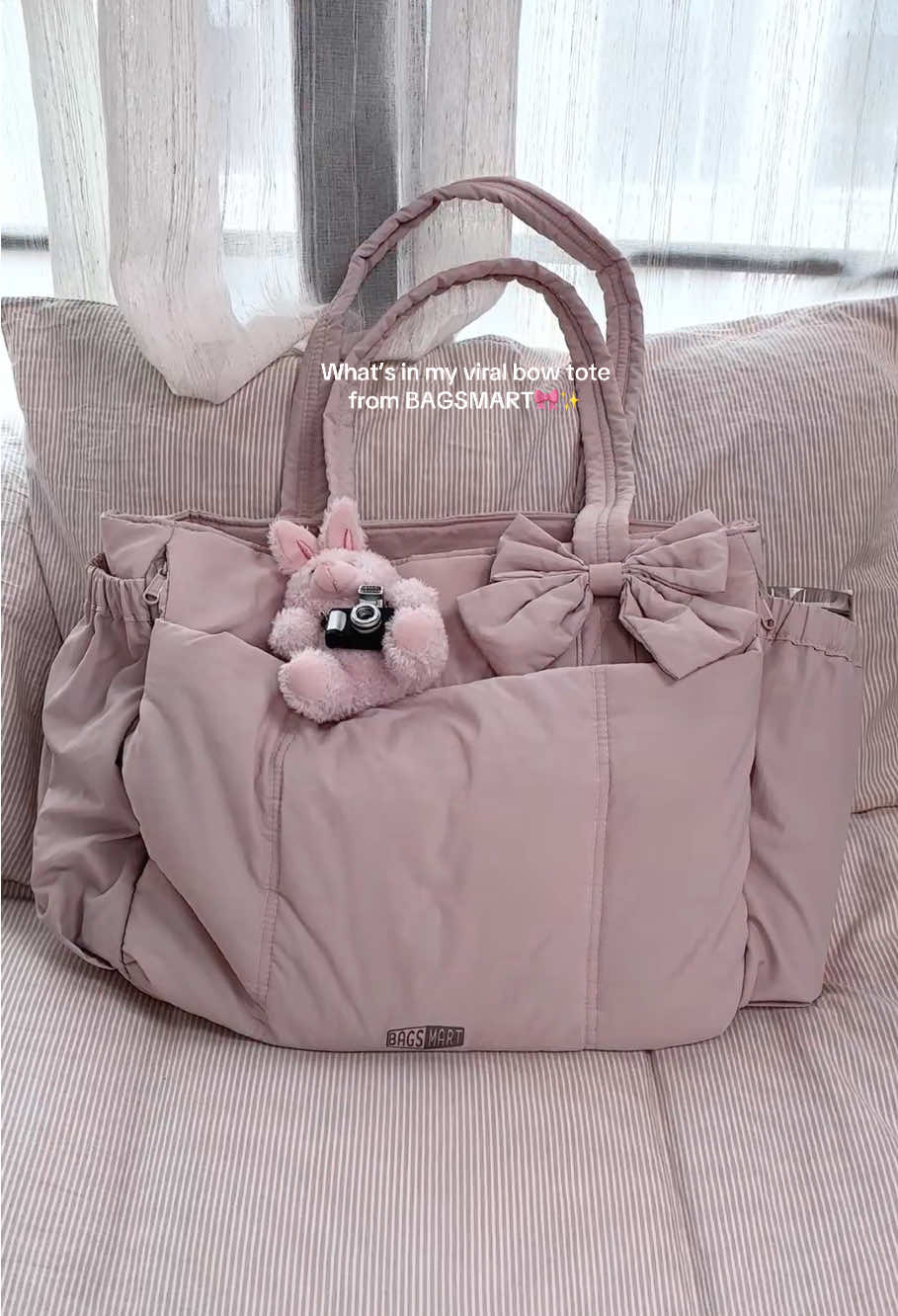 Been working nonstop at the sewing machine— finally restocked this bag!🥹💅🏻#bagsmart #totebag #everydayessentials #workbag #gymbag 