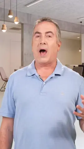 Few, a few, or little? #learnenglish with #fluentjoy. #englishlesson #englishfun #inglesfacil #apprendrelanglais #aprenderingles #英語学習 #เรียนภาษาอังกฤษ #hoctienganh #aprendeingles #aprenderinglescontiktok