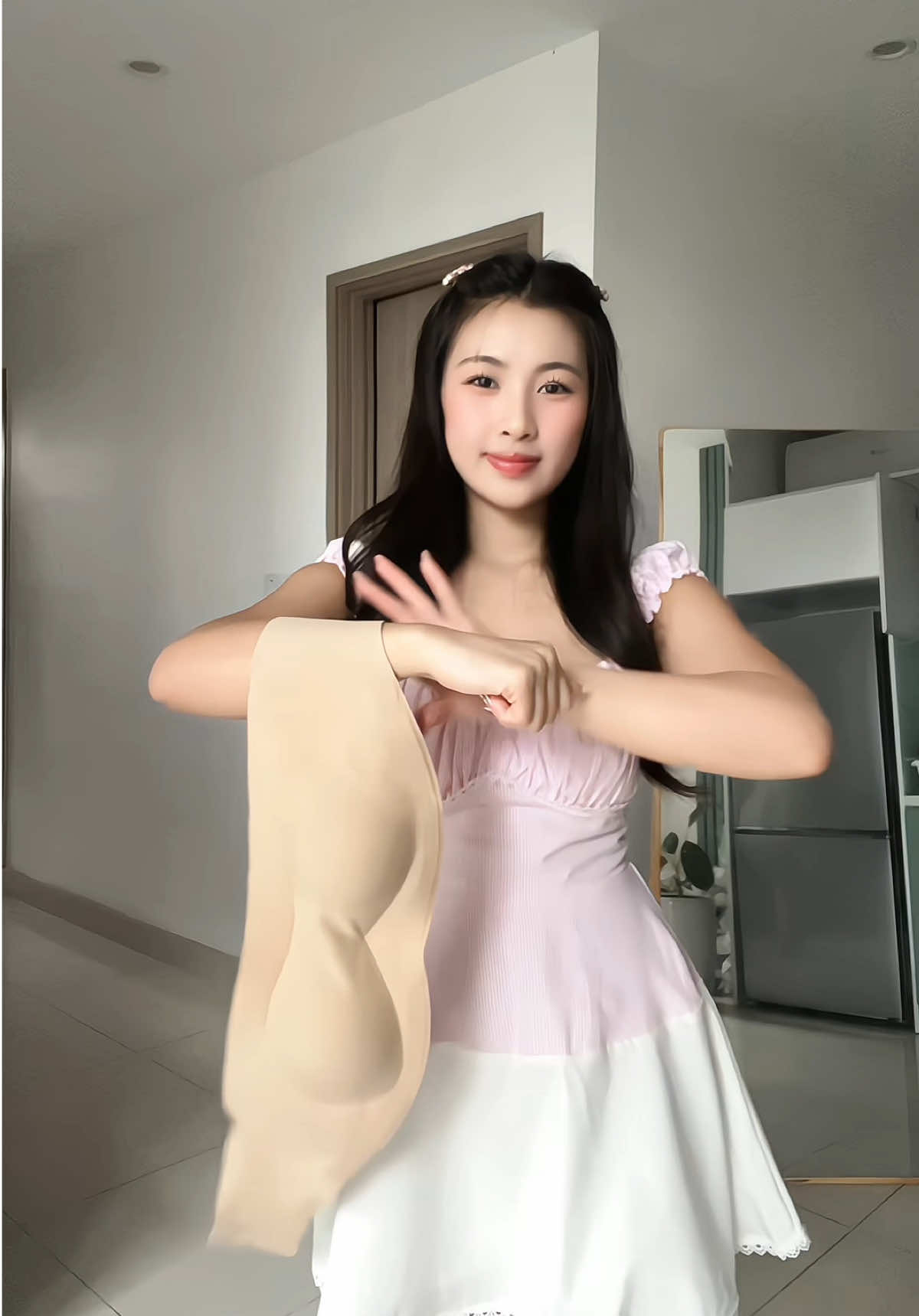 Mãi mới tìm được em bra quây chống tuột và bám chắc cỡ này đó #ngoquynhrv #selala #byscom #aoquaychongtut 