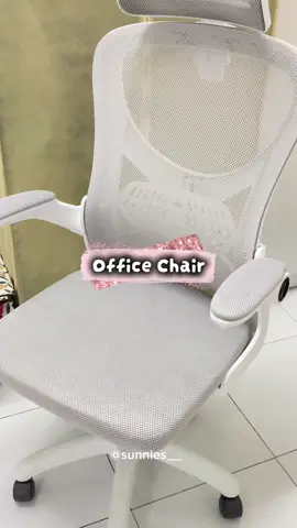 Untuk yang cari office chair bajet tu boleh beli ni. Takde la sakit belakang dah buat kerja depan laptop tu kan.  #officechair #ergonomicchair 