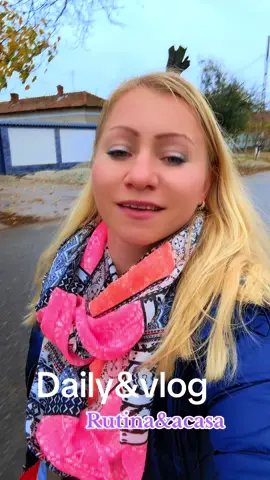 Mâine-i sărbătoare, afară plouă și-i frig de-ți vine să te faci covrig sub plapumă, dar… minune mare! În sfârșit am centrală! 🔥 Am căldură la picioare, cana cu ceai lângă mine și o liniște care face să pară că totul merge ca uns. Ce zi minunată! Ce weekend minunat va veni! ❤️ Rămâi aproape, că urmează povești, colivă, și un strop de viață românească adevărată – cu zâmbete, improvizații și puțin haos organizat! 😄#viral #viralvideos #DailyRoutine #Vlog #românia 