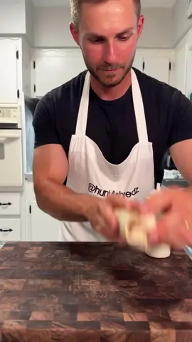 These Crispy Chicken Bacon Ranch Wraps are unreal High-Protein | Low-Calorie | Meal Prep Friendly ✅ Don’t forget to check out my cookbook for more delicious high-protein recipes! What You Need (Makes 4 wraps): Each wrap = 1 serving Protein Filling: • 2 lbs (454g) cooked chicken breast, diced or shredded • 6 slices turkey bacon, cooked and chopped • 1 cup (56g) reduced-fat shredded cheddar cheese • Salt, pepper, garlic powder, onion powder to taste High-Protein Ranch: • ½ cup (120g) non-fat Greek yogurt • 2 tbsp (30g) light mayo • 1 tbsp ranch seasoning mix • 1 tbsp water (to thin, optional) Wrap & Cook: • 4 Ole Xtreme Wellness 10” wraps • Light cooking spray • Optional: chopped spinach or green onion for freshness Per serving: •Calories: 389 •Protein: 59.5g •Carbs: 9.5g •Fat: 14g •Fiber: 12g #highprotein #lowcalorie #Recipe #easytomake #food #lowcaloriemeals #highproteinmeals #highproteinrecipes #lowcalorierecipes #lowcalorierecipes #healthyfood 