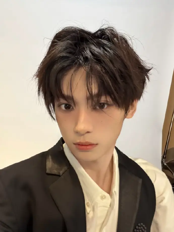 #梓渝  “反派”@ziyu0706 _ 来咯！#极速小鱼# ​​​ @ZiYuOfficialFanclub  #ziyu #zy #yuni 