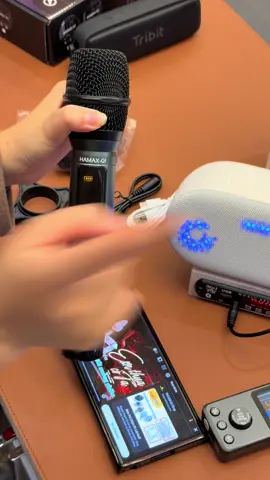 Loa độc lạ hát được karaoke với chiếc mic hamax 