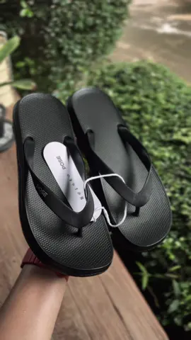 #pose #รองเท้าแตะposee #รองเท้าแตะposeeพื้นนุ่มใส่สบาย #รองเท้าแตะแฟชั่น #รองเท้าแตะพื้นนุ่มใส่สบาย 