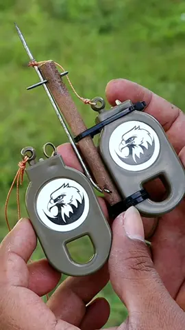 Rahasia agar jebakan burung otomatis ini bisa buat menjebak burung kecil, jebakan burung otomatis praktis anti lepas #jebakanburung #perangkapburung #jeratburung #jebakanburungotomatis 