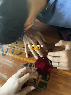 mulutku hanya bisa tersenyum 