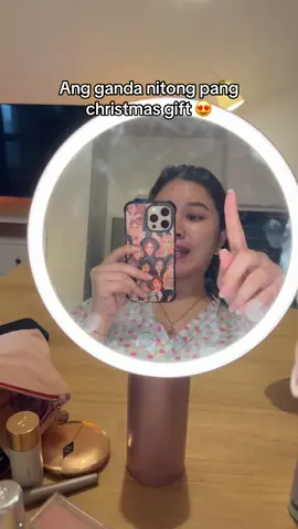 Hd Vanity mirror with lights na pa touch screen 🥰 sorry na di ko pa napupunasan ang screen kasi gamit na gamit ko talaga everyday haha #yoolevanitymirror #vanitymirror #vanitymirrorwithlights #christmasgift 