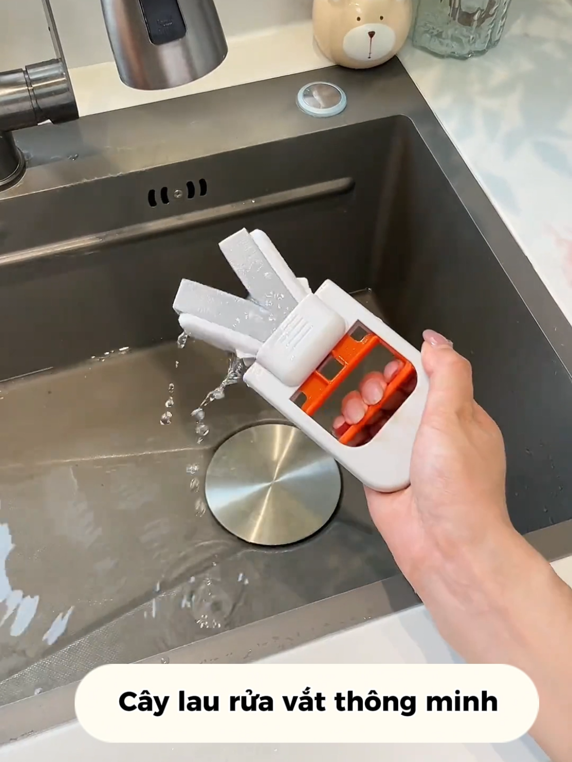 Cây lau rửa vắt thông minh #giadung #dogiadung #tienich #dotienich #tienichthongminh 