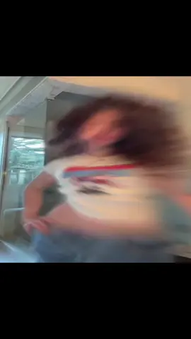 #thekalogerasisters #fypシ゚viral #goviral #nextviralvideo #viralvideo @Demifx @demitrakalogeras short edit beat is off 