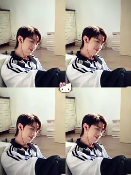 Má ơi nãy thấy cái vlog chỉ sub vội vì đoạn đầu a Ân quá chu choe chứ chưa kịp coi đoạn sau🥲 Giờ ngồi coi lại thì mới thấy hỏi chấm vô cùm???? Từ lúc nào mà con người ta có thể  nhận xét về nhan sắc của người khác một cách thiếu tôn trọng đến vậy?? Thực sự kb với họ như thế nào mới đc gọi là đẹp nữa🙂 Kp vì bía a Ân mà tui khen ảnh chứ thực sự ngoài đời ảnh đẹp trai nha. Cái lần đầu tiên gặp ảnh ở ngoài sân bay phải nói rằng tui bất ngờ về nhan sắc của ảnh kiểu sao mà nhìn ở ngoài ảnh đẹp hơn trên hình rất nhiều lun🥹 Nên khi thấy ảnh bị ng khác nói về ngoại hình ngay trước mặt như vậy rất bực🙂 Vì sao mà 1 con người dễ thưn, thân thiện, hoà đồng luôn vui tưi như ảnh luôn phải đón nhận những lời nói k hay vậy??? #lyphaian #李沛恩 #viral #fyp #tiktokviral 