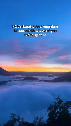 Best experience i have so far😍 #laos🇱🇦 #nongkiauw #viewpoint #sunrise #backpacking 