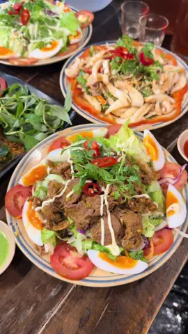 Kính thưa các quý ông và quý bà.. tối nay ông bà đã có vị trí đẹp chưa😌 #xh #vairal #fyp 