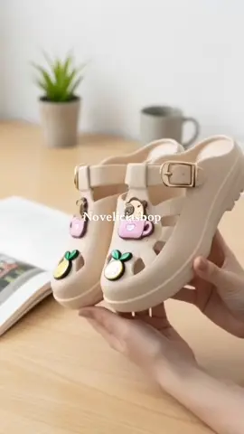 Sandal sepatu anak perempuan fashion anak kekinian lucu dan imut empuk , ringan ukuran : 24 ~ 35✨🛍️🌸 #sandalsepatu #selopanak #sandalanakperempuan #fashion #masukberanda 