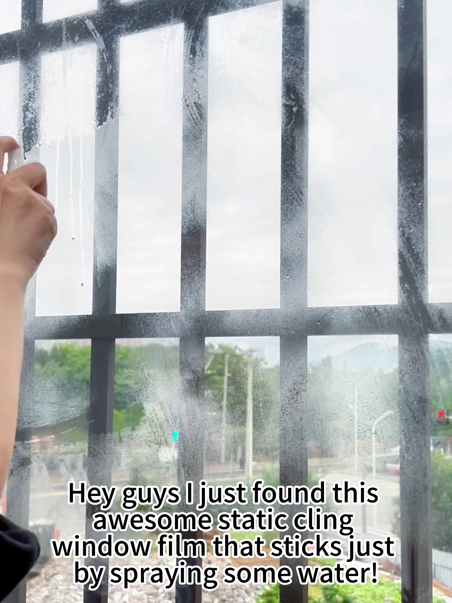 ☆ For homes with windows, you can stick this frosted glass window film—it’s translucent but opaque, heat-insulating and aesthetically pleasing!#fyp #tiktokshop #tiktokshopmademebuyit #musthave #useful