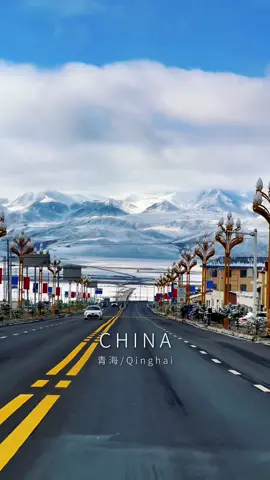 Discover the purest form of nature in Qinghai. #China #chinatravel #Qinghai #qinghailake #青海 