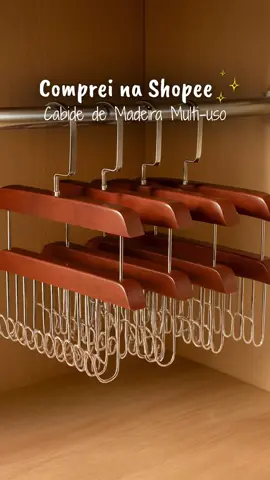 Cabides que deixam o guarda-roupa chique e organizado 💎 paguei baratinho na Shopee 😍 #garimpodaju #achadinhodecasa #organização #shopeebrasil #luxoacessível 
