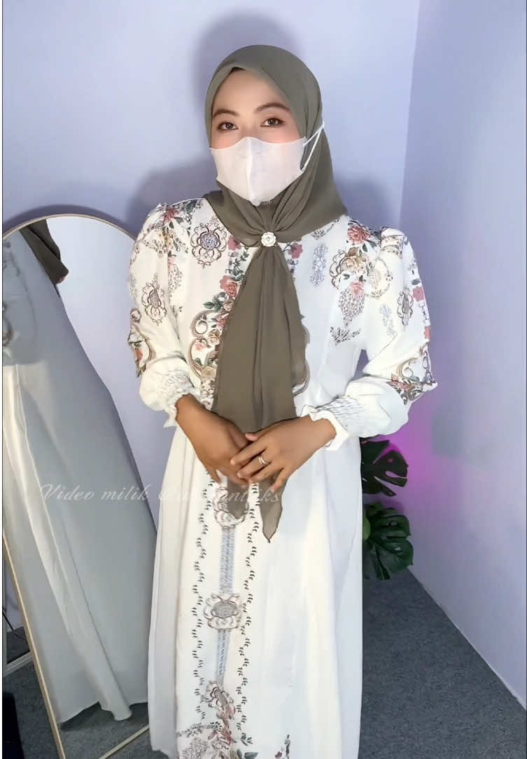 Rekomendasi Gamis yang look nya manis elegan buat OOTD an kamu #gamis #gamiscantik #gamislebaran 