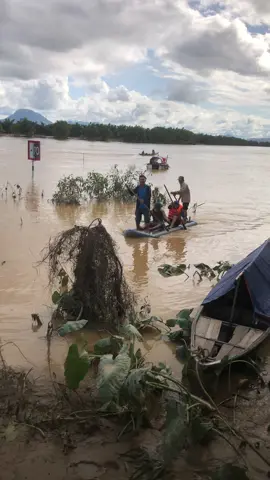 Làm cái đi mua thuốc lá ngày luộc 