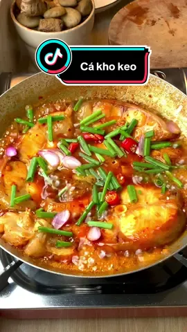 Cá kho kiểu miền tây đây cả nhà ơi 🥰#LearnOnTikTok #ancungtiktok #xuhuongtiktok #nauanmoingay #monanngon 