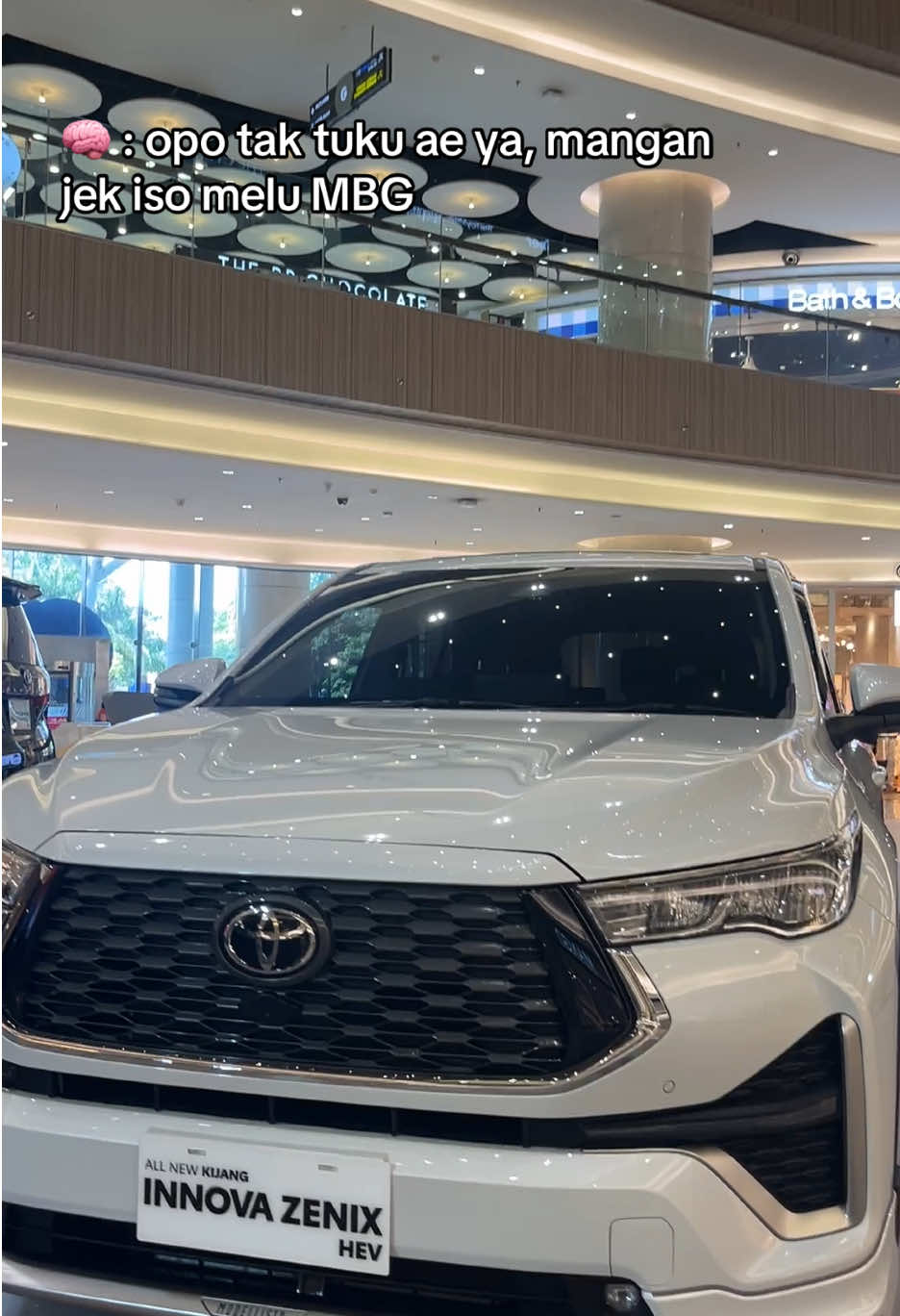 Kamis melu ibu PKK arisan, Jum’at melu jum’at berkah. Yuk mau akhir tahun banyak promo dan diskon, info lebih lanjut bisa DM atu chat wawa admin di bio yaa. Tenang aja, gak ribet, proses satset, no tipu”, dari dealer resmi toyota Liek Motor Indrapura Surabaya. ‼️ Yuk hubungi admin, akhir tahun kami restock kembali unit-unit yang best seller ✅