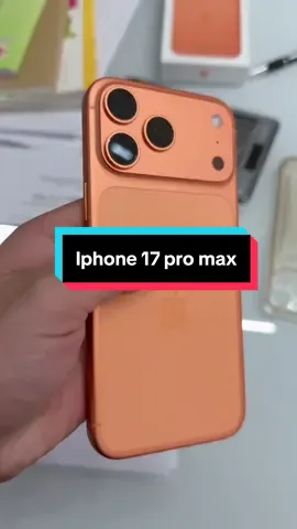 📱 iPhone 17 Pro Max – Siêu phẩm 2025   🚀 Hiệu năng đỉnh cao   Chip A19 Pro 3nm + GPU 6 nhân hỗ trợ ray tracing, chơi game cực mượt 🎮   RAM 12GB, bộ nhớ tới 2TB, kết nối 5G – WiFi 7 – Bluetooth 6 – NFC tốc độ cao ⚡   🌈 Màn hình Super Retina XDR 6.9 inch   - Độ sáng 3000 nit, hiển thị cực rõ ngoài trời ☀️   - Tần số quét 120Hz ProMotion mượt mà 👆   - Dynamic Island thế hệ mới, tiện hơn bao giờ hết 💬   📸 Camera 3 ống kính 48MP hoàn toàn mới   - Zoom quang 8x, chụp xa nét như gần 🔍   - Quay video 4K Dolby Vision 120fps, hỗ trợ Apple Log 2 – ProRes RAW 🎬   - Camera trước 18MP hỗ trợ Cinematic Mode, vlog & livestream cực đẹp 🎥   🔋 Pin trâu – Sạc nhanh – Sạc ngược   - Xem video liên tục 39 giờ 📺   - Sạc nhanh 25W, sạc không dây MagSafe Qi 2.2 ⚡   - Sạc ngược cho AirPods / Apple Watch tiện lợi 🔄   💎 Thiết kế sang trọng – Màu mới cực hút   Khung nhôm unibody, mặt kính Ceramic Shield 2, chống nước IP68 💧   Màu mới Deep Blue & Cosmic Orange sang trọng, khác biệt ✨   #iPhone17ProMax #Apple2025 #HoangAnhMobile #SmartphoneCaoCap #iPhoneMoi   