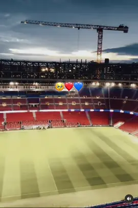 The day has arrived today Barca will holds the first ever training session at the new Spotify camp nou 🥹❤️💙#barcelona #campnou #new 
