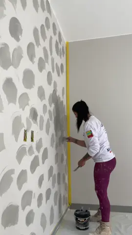 No capricho!  #pintoras #pintorasmujeres #obras #contrucaocivil #mulherespintoras 