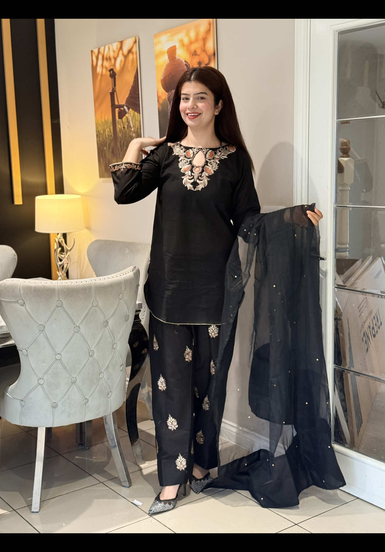 LAAM’s 11.11 Mega Billion Sale is here! 💥 With 200,000+ products to choose from, it’s the perfect time to refresh your South Asian wardrobe  Use my code Kinni11 on the LAAM App for FREE worldwide shipping, no customs or duties at checkout! Valid from November 6 to 16, don't miss out @Laam  @enzopk.official  #LAAM #LAAMHAUL #StyledByLAAM #LAAM1111 #1111 