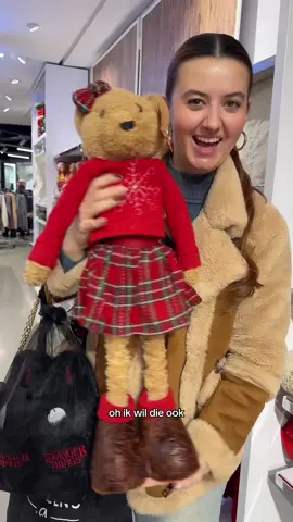 Er is nog meer mee naar huis gegaan, spot jij wat dat is 😜🎄 #primark #kerst #guessinggame #strangerthings 