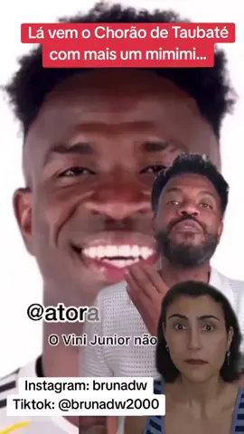 O chorão de Taubaté atacou novamente. Dessa vez ele resolveu dar lição de moral sobre a aparência do Vini Júnior e não respeitar a opinião e as preferências dos outros. Entretanto ele só provou que não sabe o que fala e passou vergonha de novo... #aparencia #preconceito #mimimi #hipocrisia #preferencias 